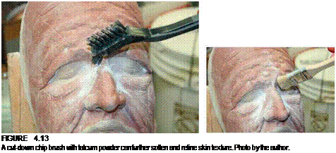 Подпись: FIGURE 4.13 A cut-down chip brush with talcum powder can further soften and refine skin texture. Photo by the author. 