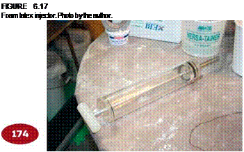 Подпись: FIGURE 6.17 Foam latex injector. Photo by the author. 