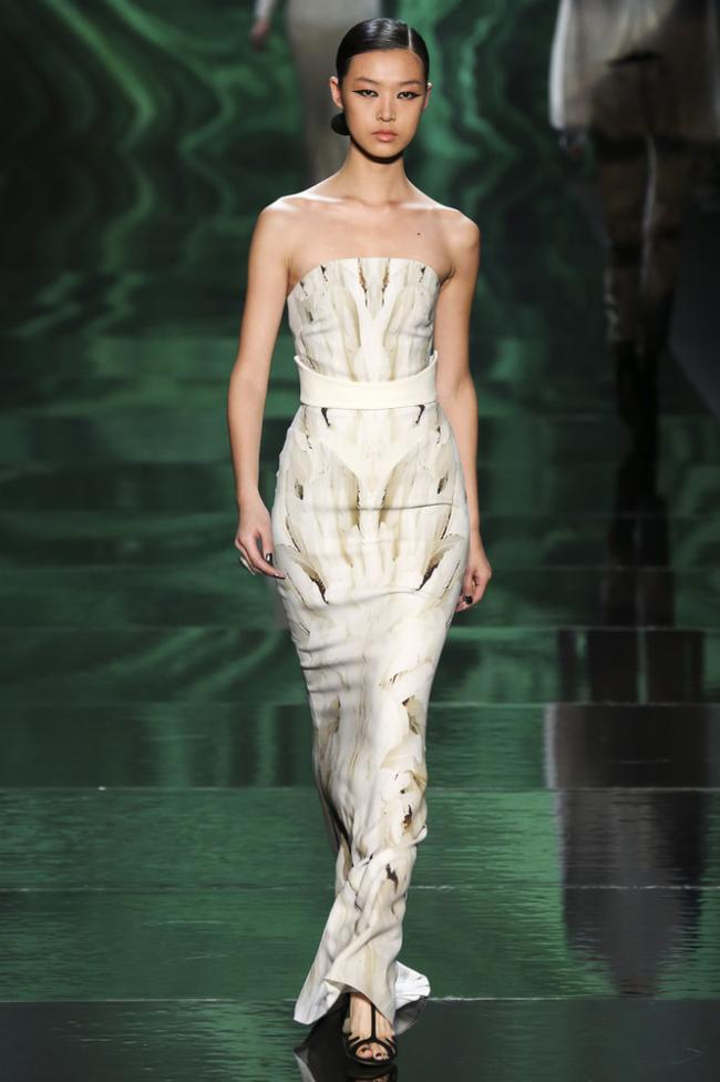 Monique Lhuillier: collection autumn-winter 2013-2014