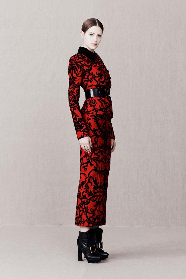 The historical games Alexander McQueen proceed