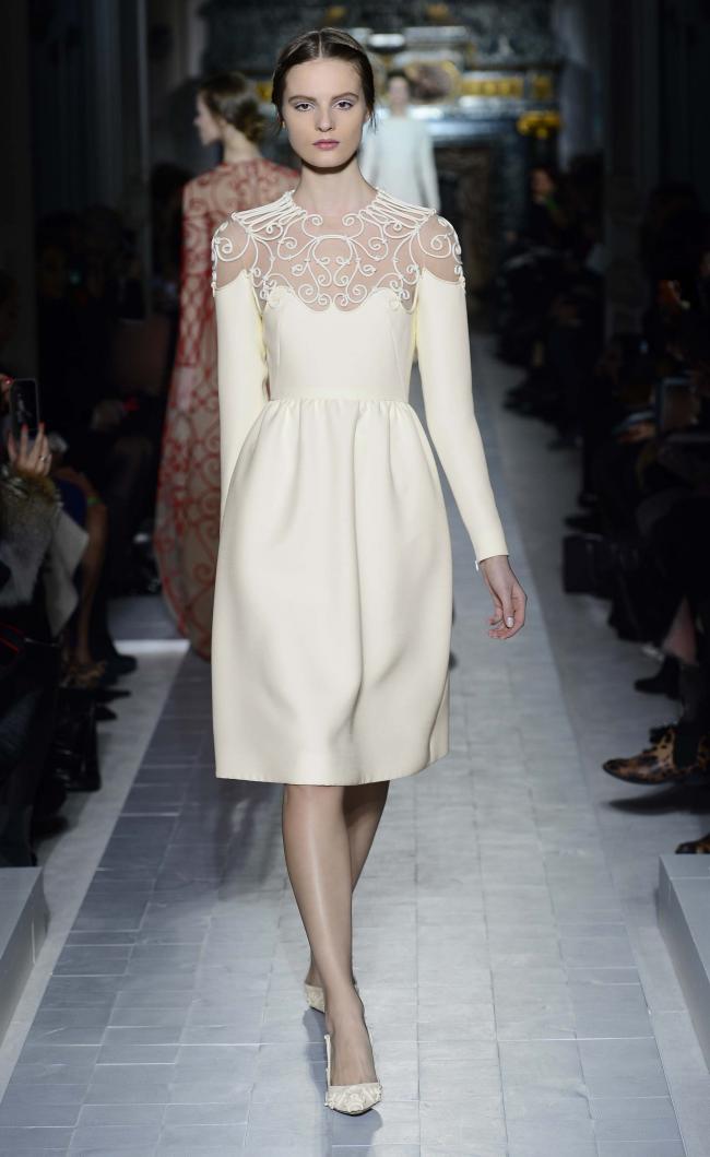 Fashion under the badge of Valentino: it is delightful and is charming